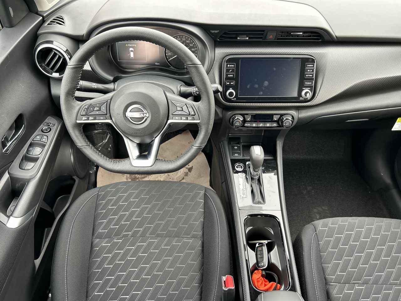 Nissan Kicks Play  2025 à Vancouver nord, Colombie-Britannique