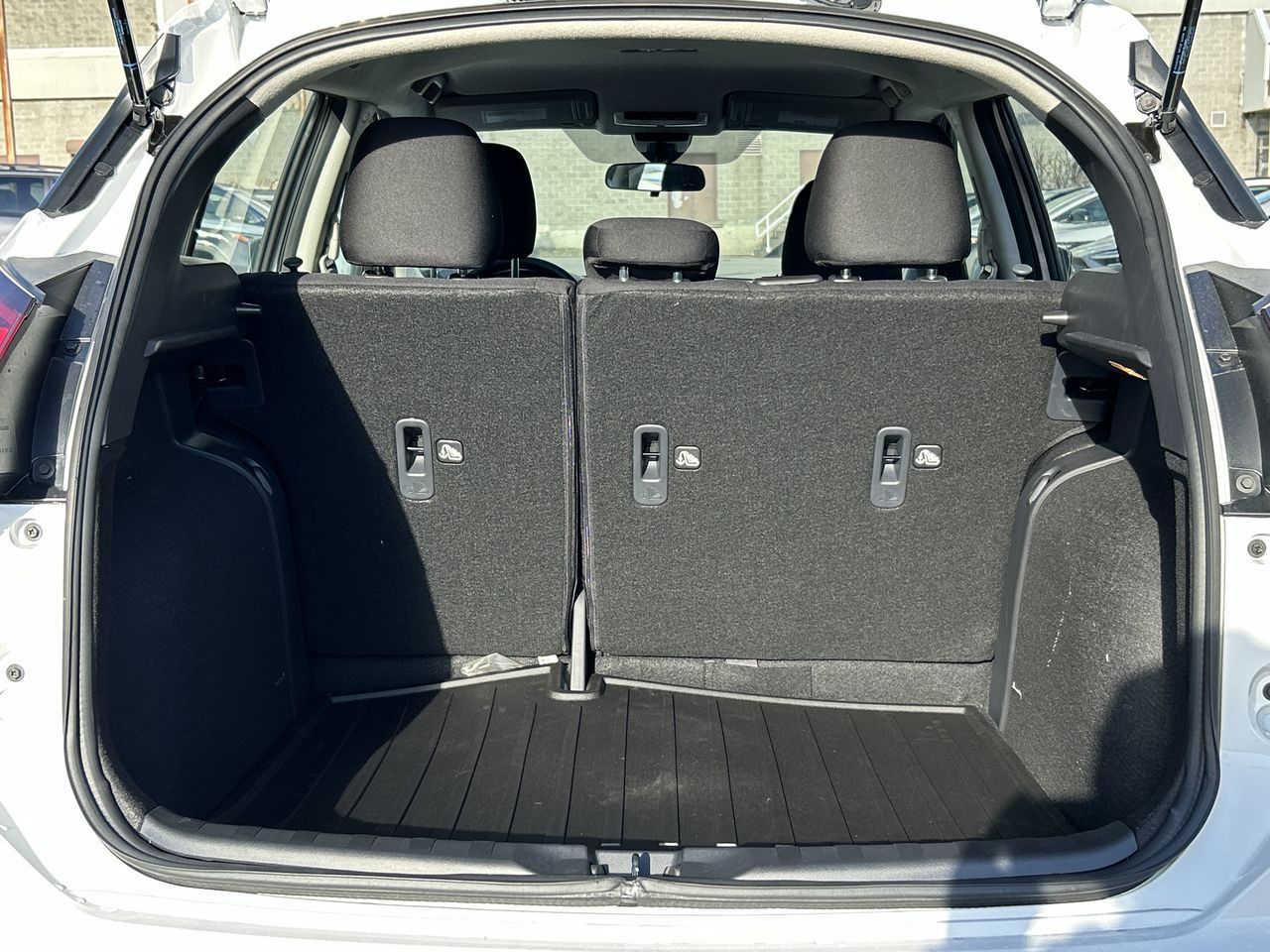 2025 Nissan Kicks Play in North Vancouver, British Columbia