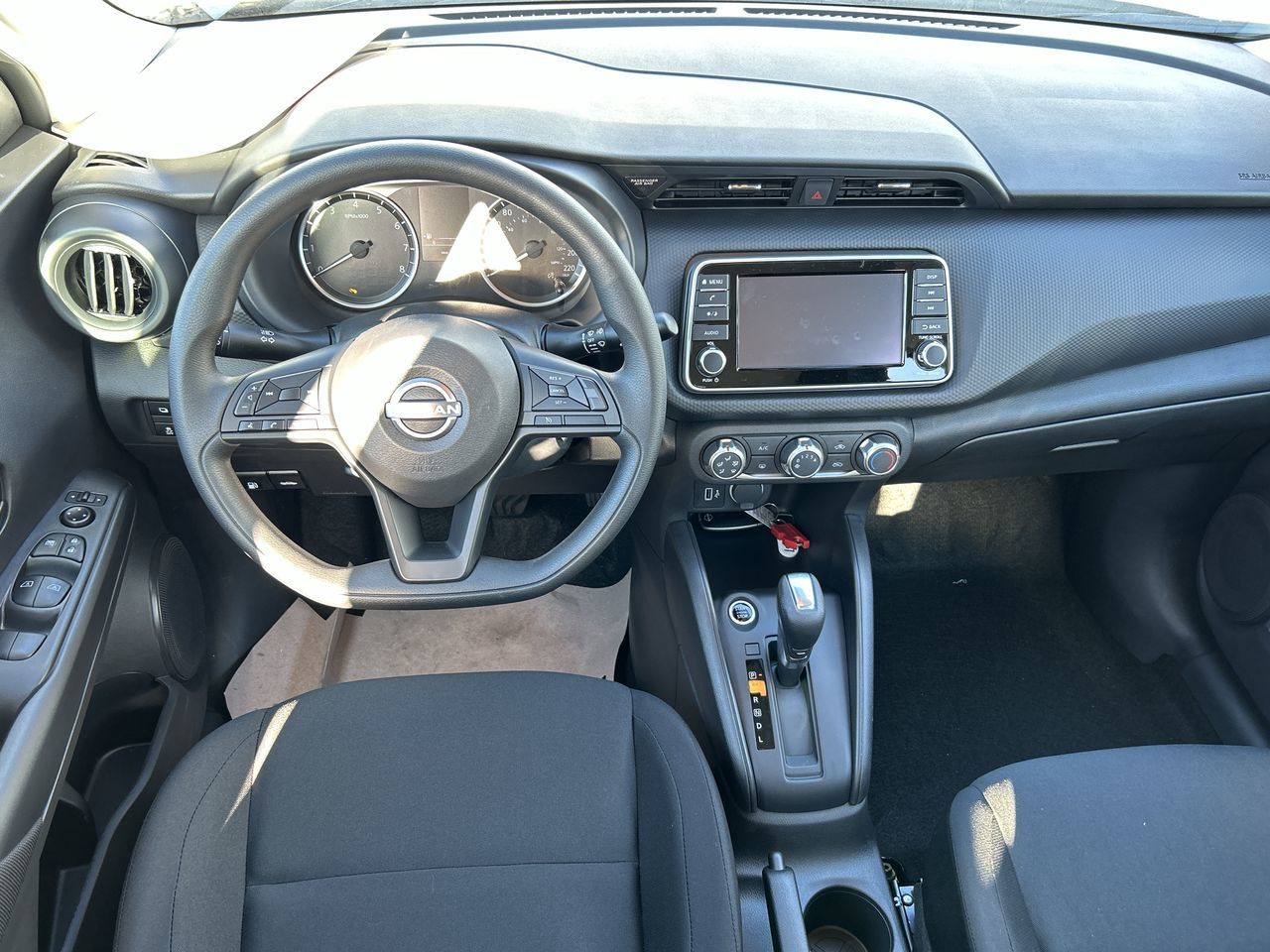 2025 Nissan Kicks Play in North Vancouver, British Columbia