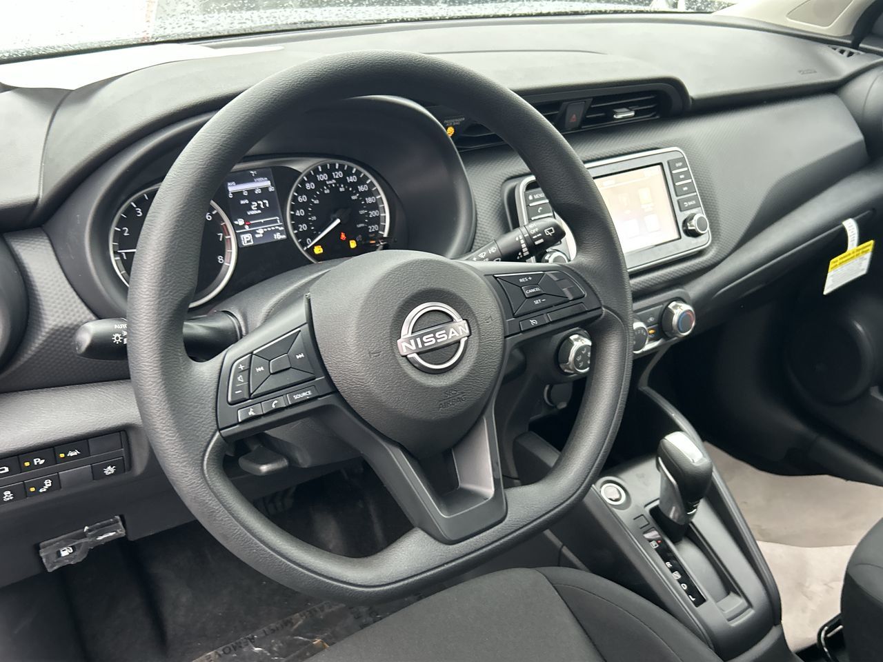 2025 Nissan Kicks Play in North Vancouver, British Columbia
