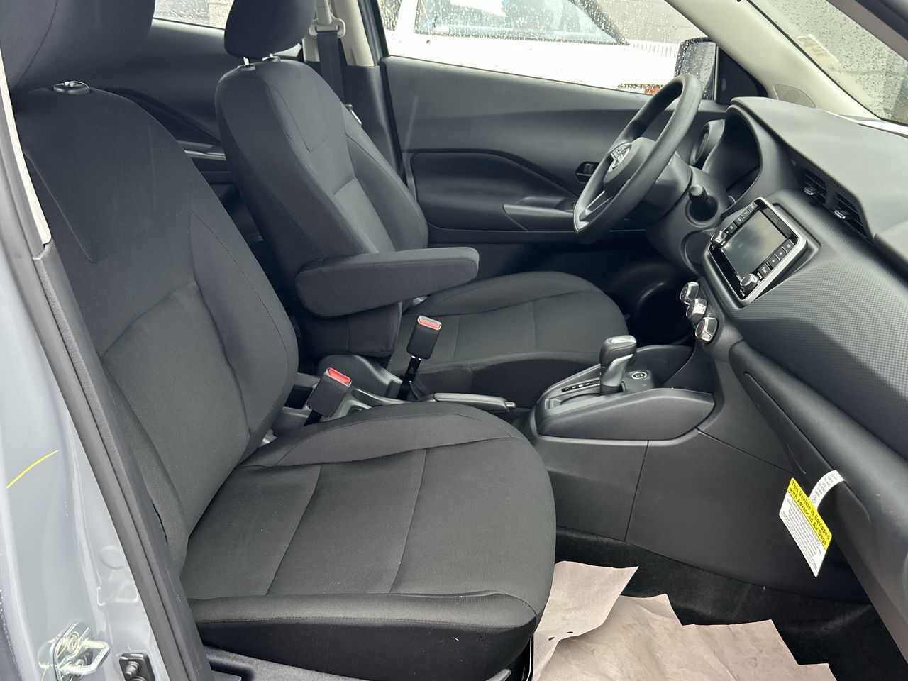 2025 Nissan Kicks Play in North Vancouver, British Columbia