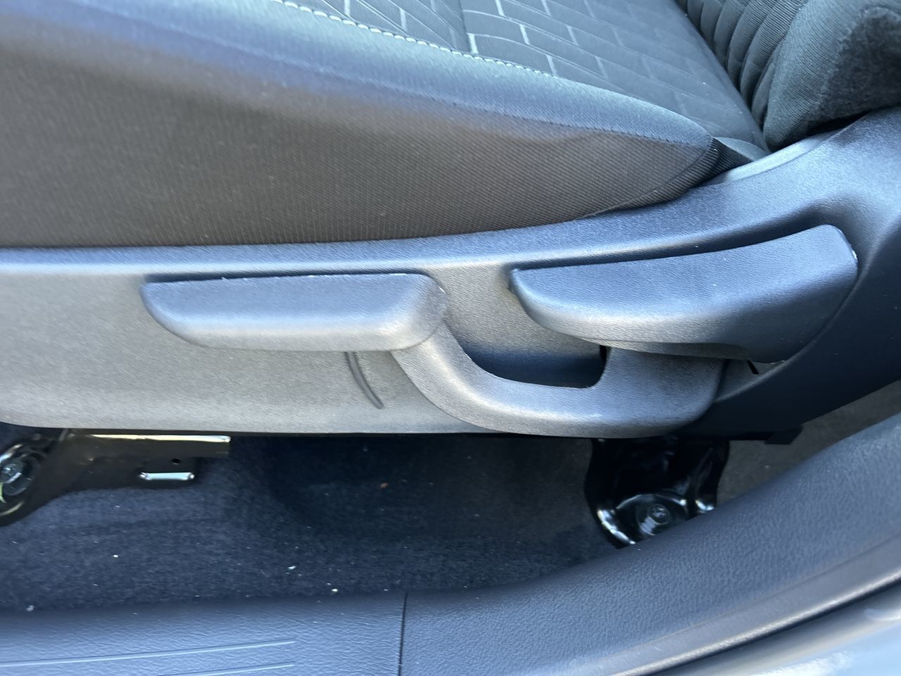 Nissan Kicks Play  2025 à Vancouver nord, Colombie-Britannique