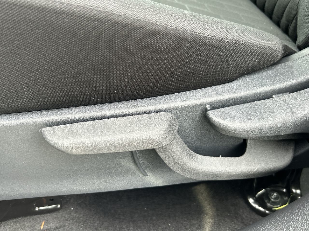 2025 Nissan Kicks Play in North Vancouver, British Columbia
