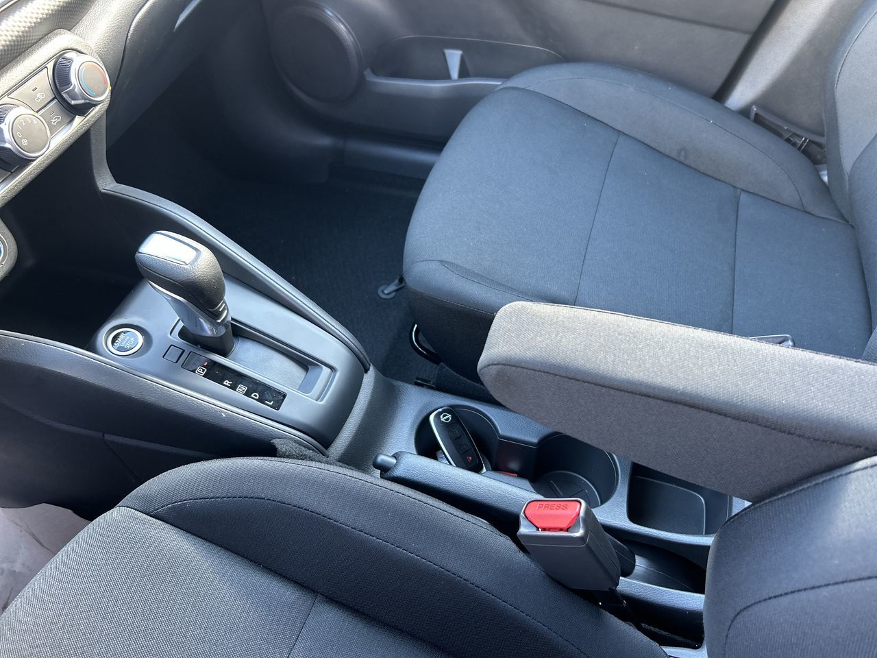 Nissan Kicks Play  2025 à Vancouver nord, Colombie-Britannique