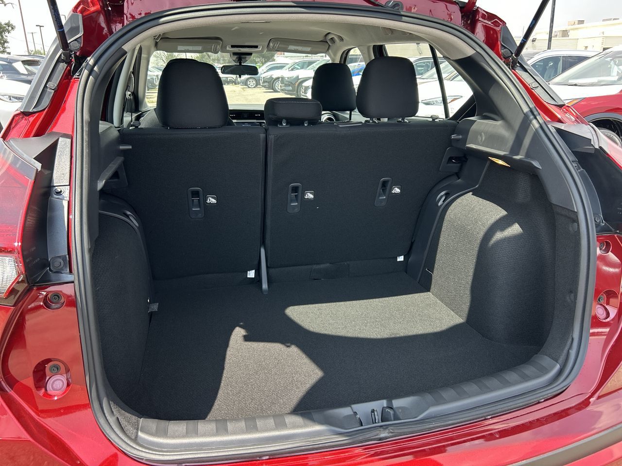 2025 Nissan Kicks Play in North Vancouver, British Columbia