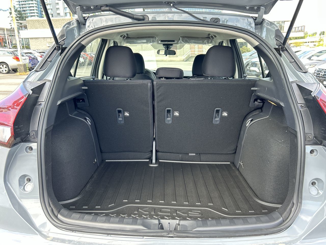 2025 Nissan Kicks Play in North Vancouver, British Columbia