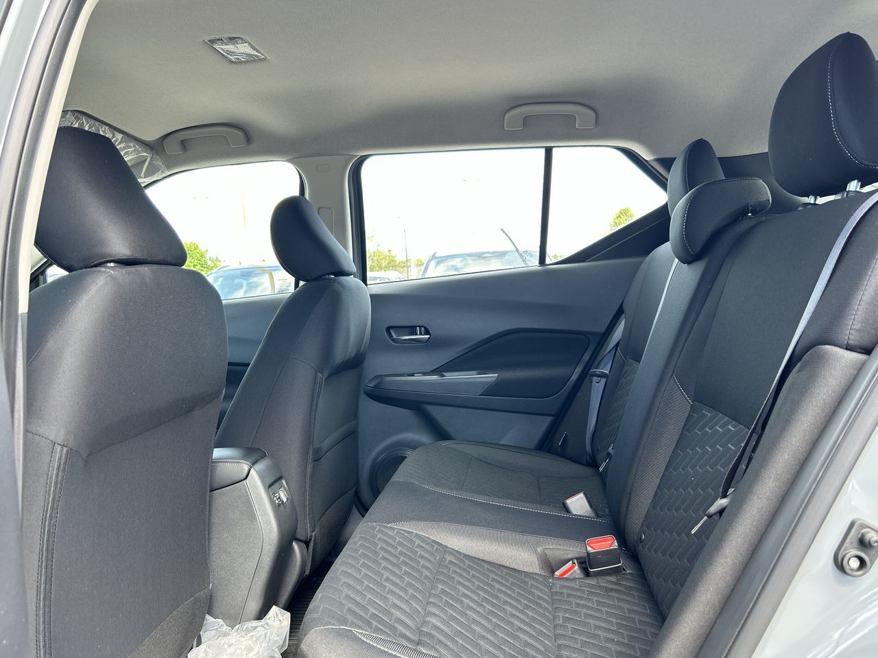 2025 Nissan Kicks Play in North Vancouver, British Columbia