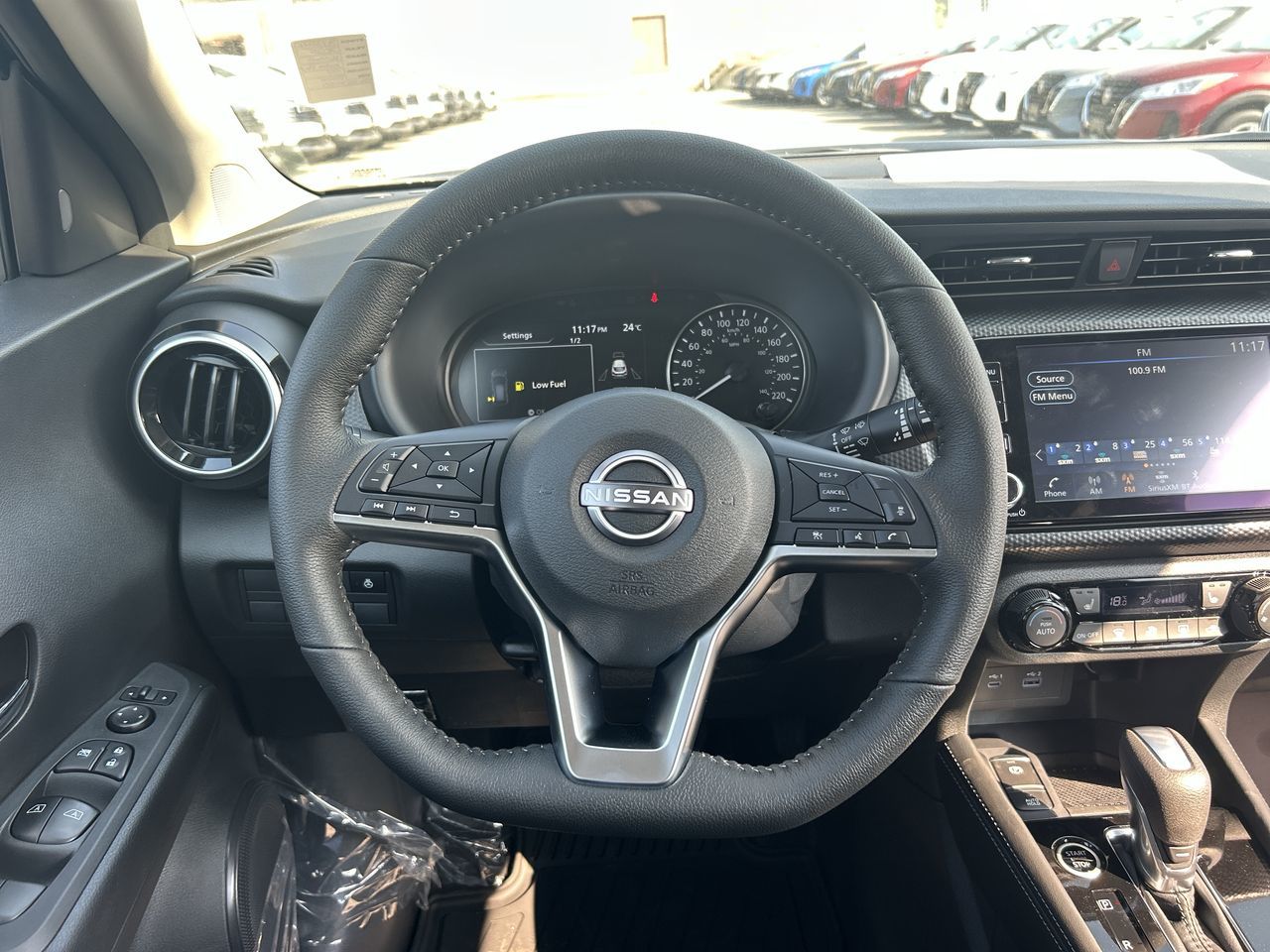 2025 Nissan Kicks Play