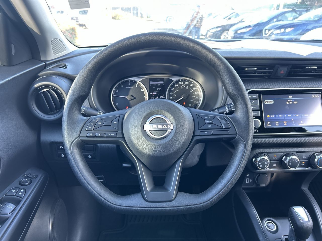 Nissan Kicks Play  2025 à Vancouver nord, Colombie-Britannique