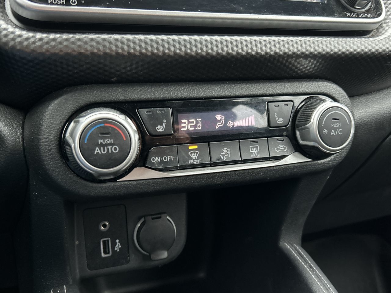 Nissan Kicks  2020 à Vancouver nord, Colombie-Britannique