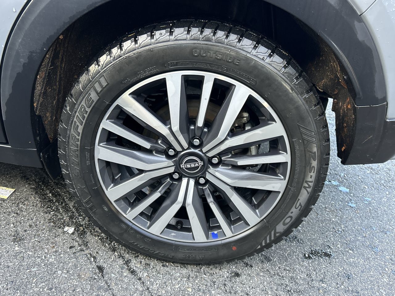 Nissan Kicks  2023 à Vancouver nord, Colombie-Britannique