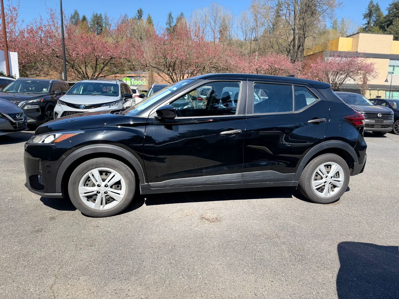 2023 Nissan Kicks