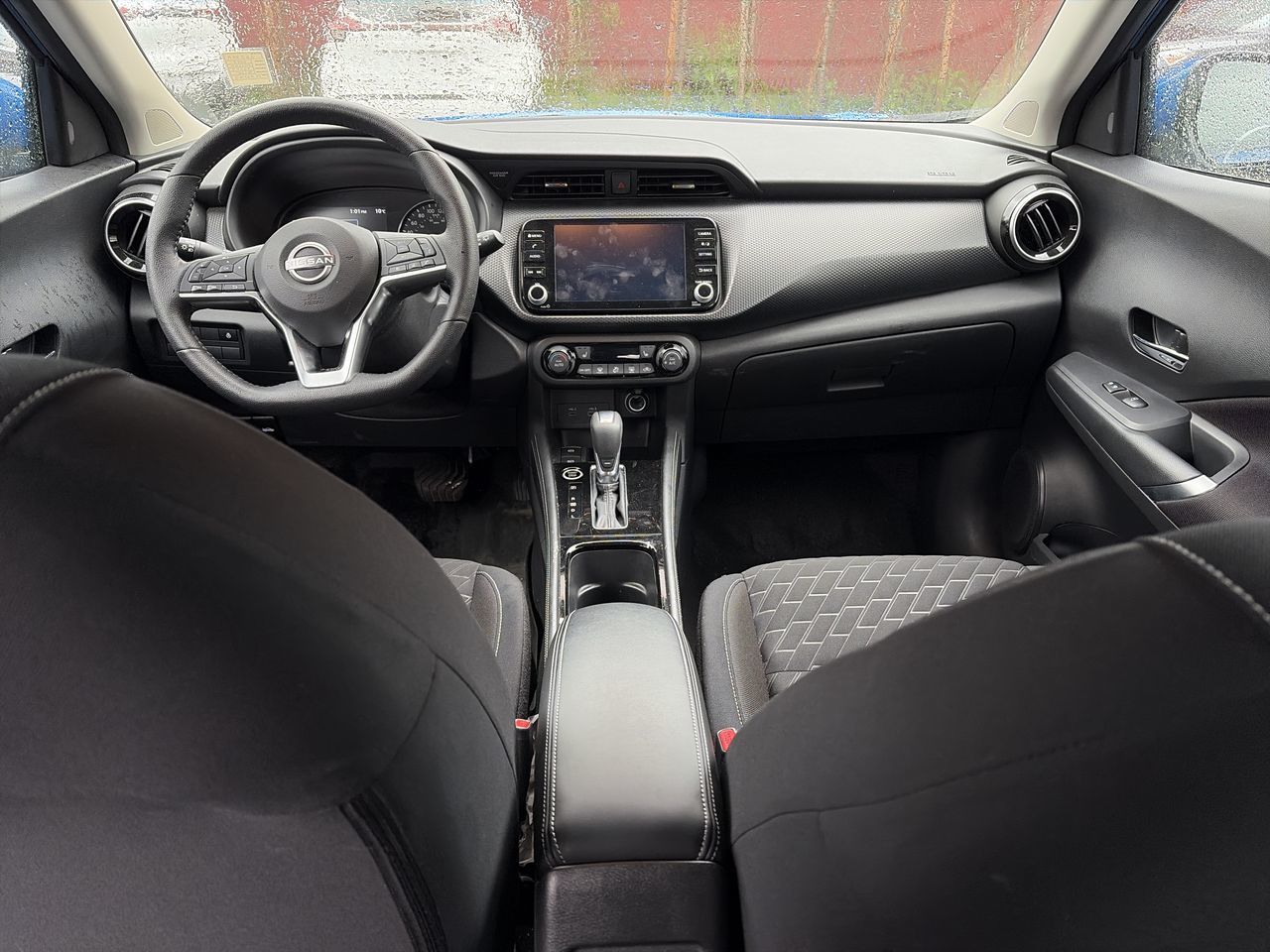 2023 Nissan Kicks