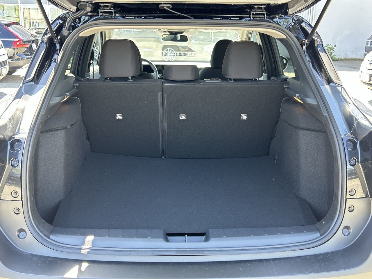 2025 Nissan Kicks in North Vancouver, British Columbia