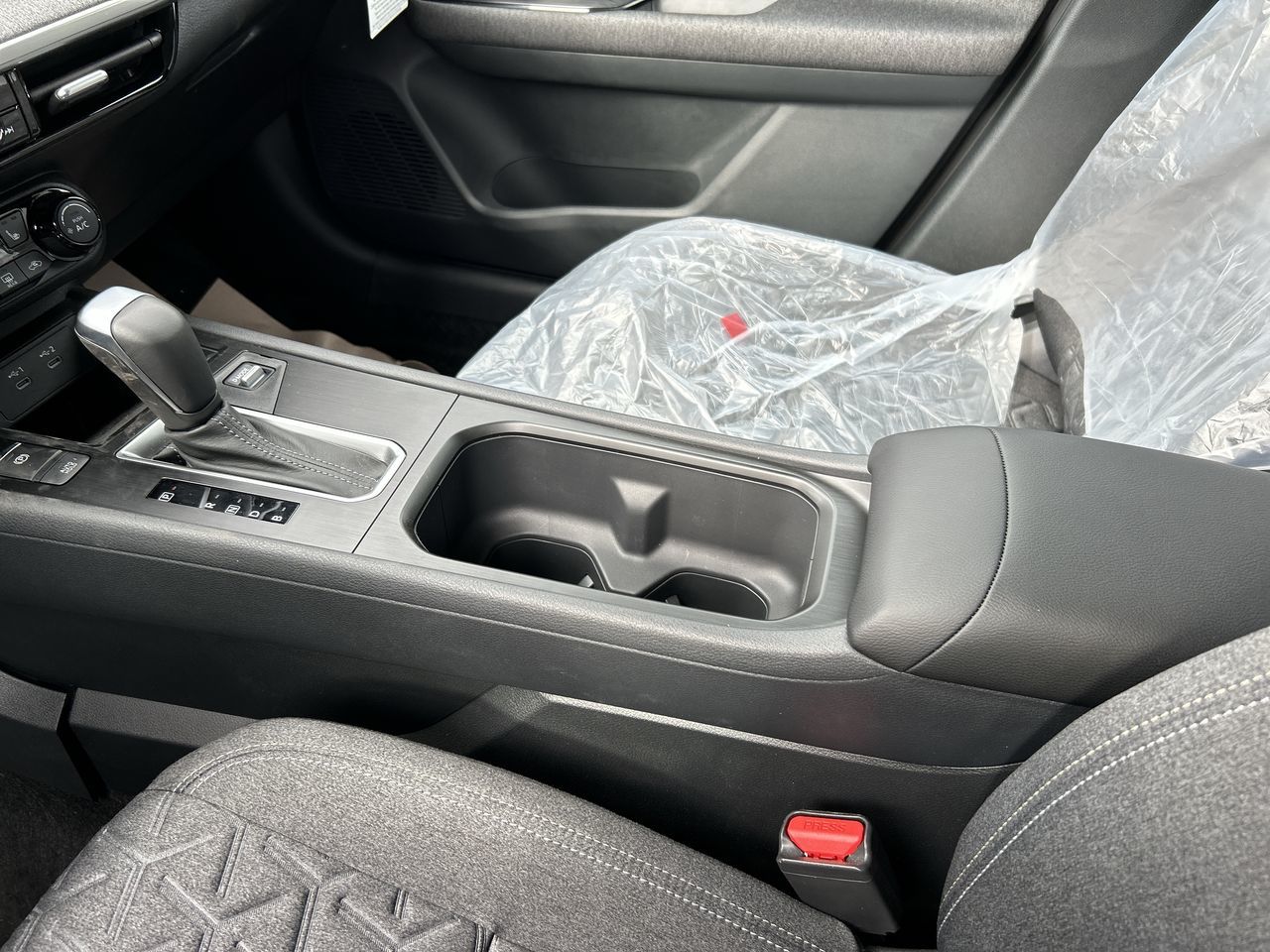 2025 Nissan Kicks in North Vancouver, British Columbia