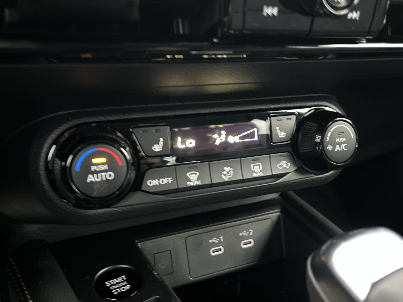 2025 Nissan Kicks in North Vancouver, British Columbia