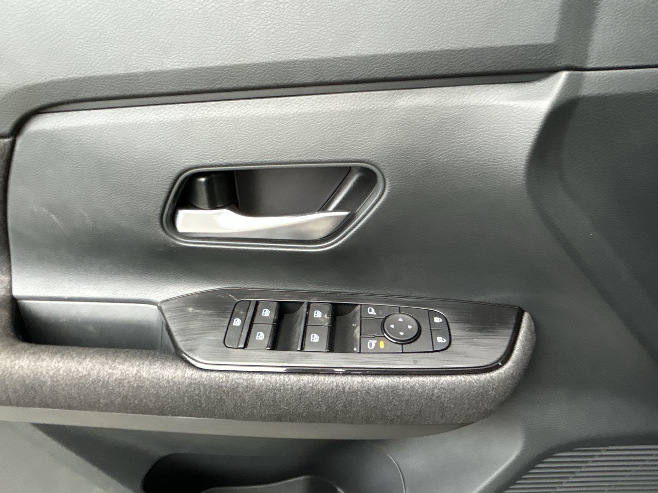2025 Nissan Kicks in North Vancouver, British Columbia