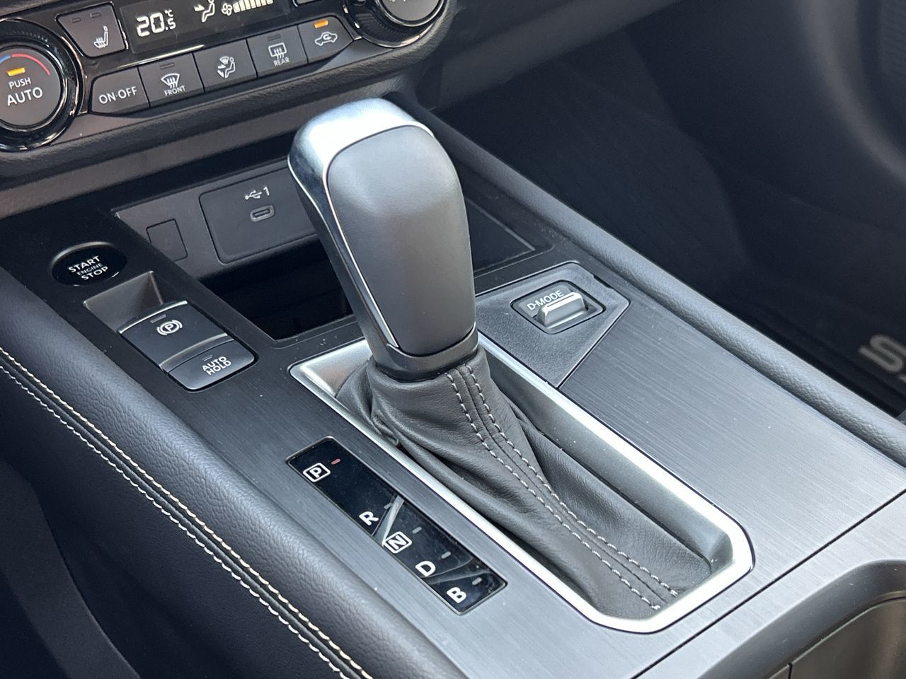 2025 Nissan Kicks in North Vancouver, British Columbia