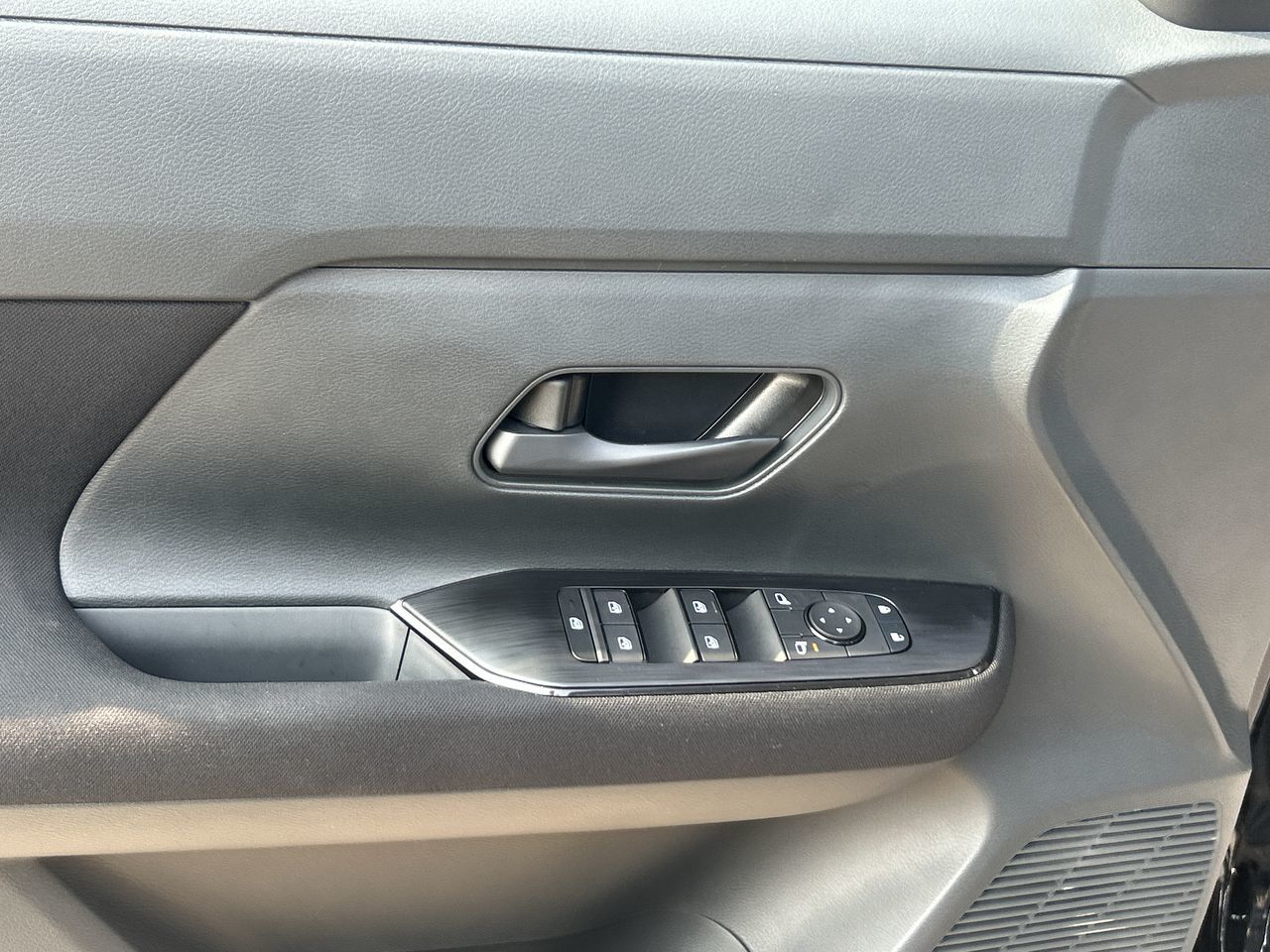 2025 Nissan Kicks in North Vancouver, British Columbia
