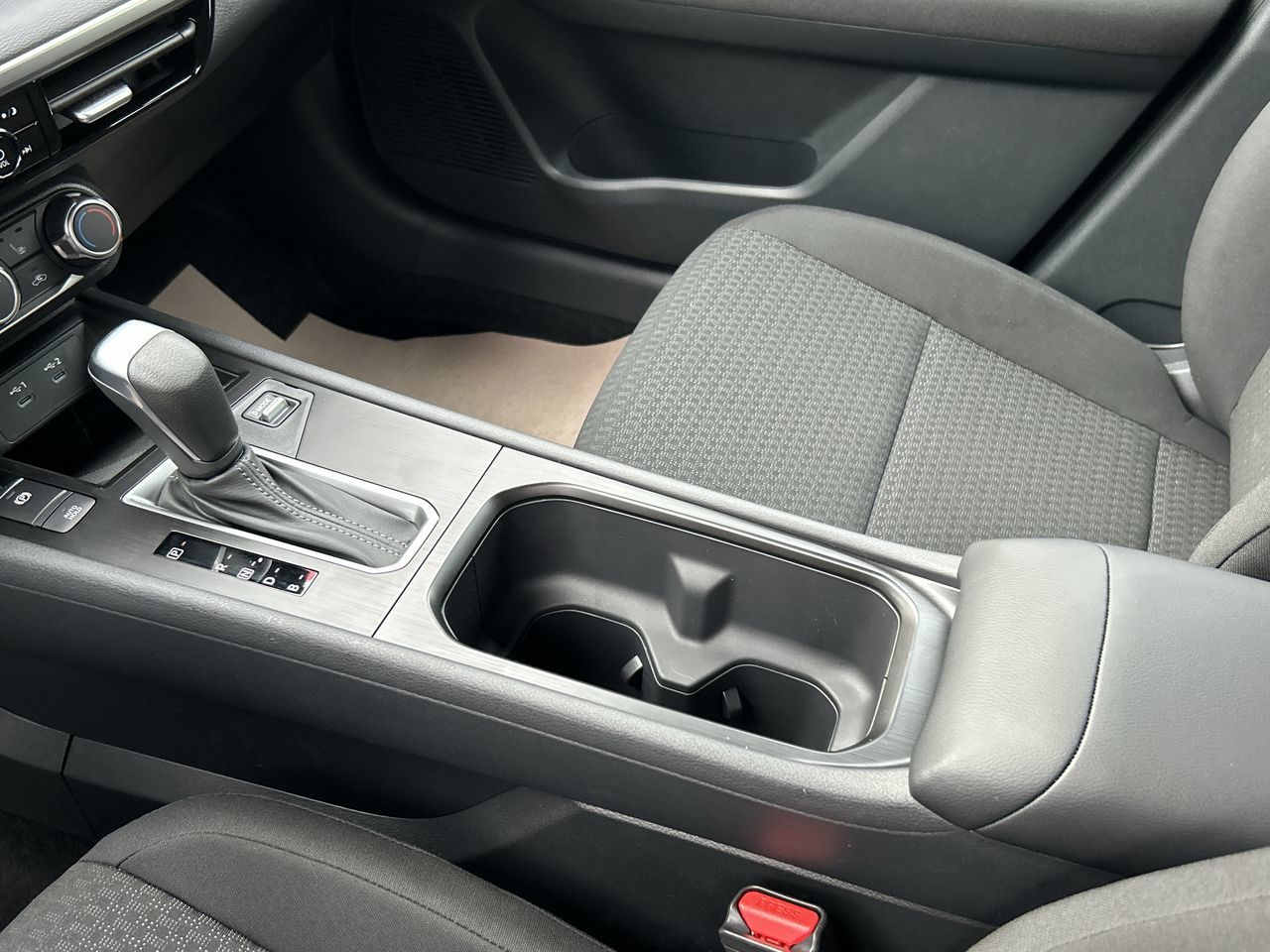 2025 Nissan Kicks in North Vancouver, British Columbia