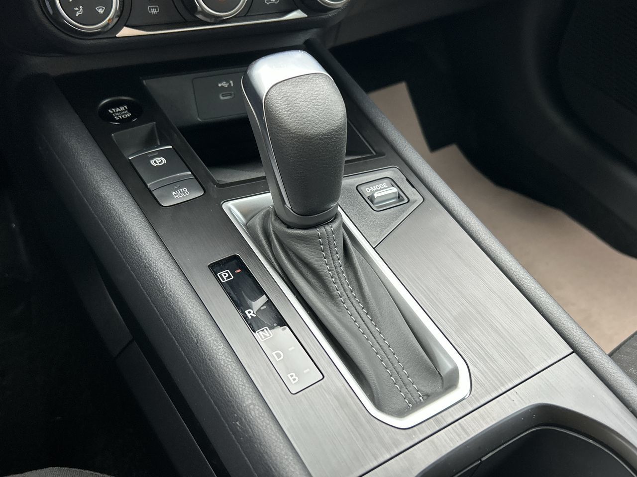2025 Nissan Kicks in North Vancouver, British Columbia