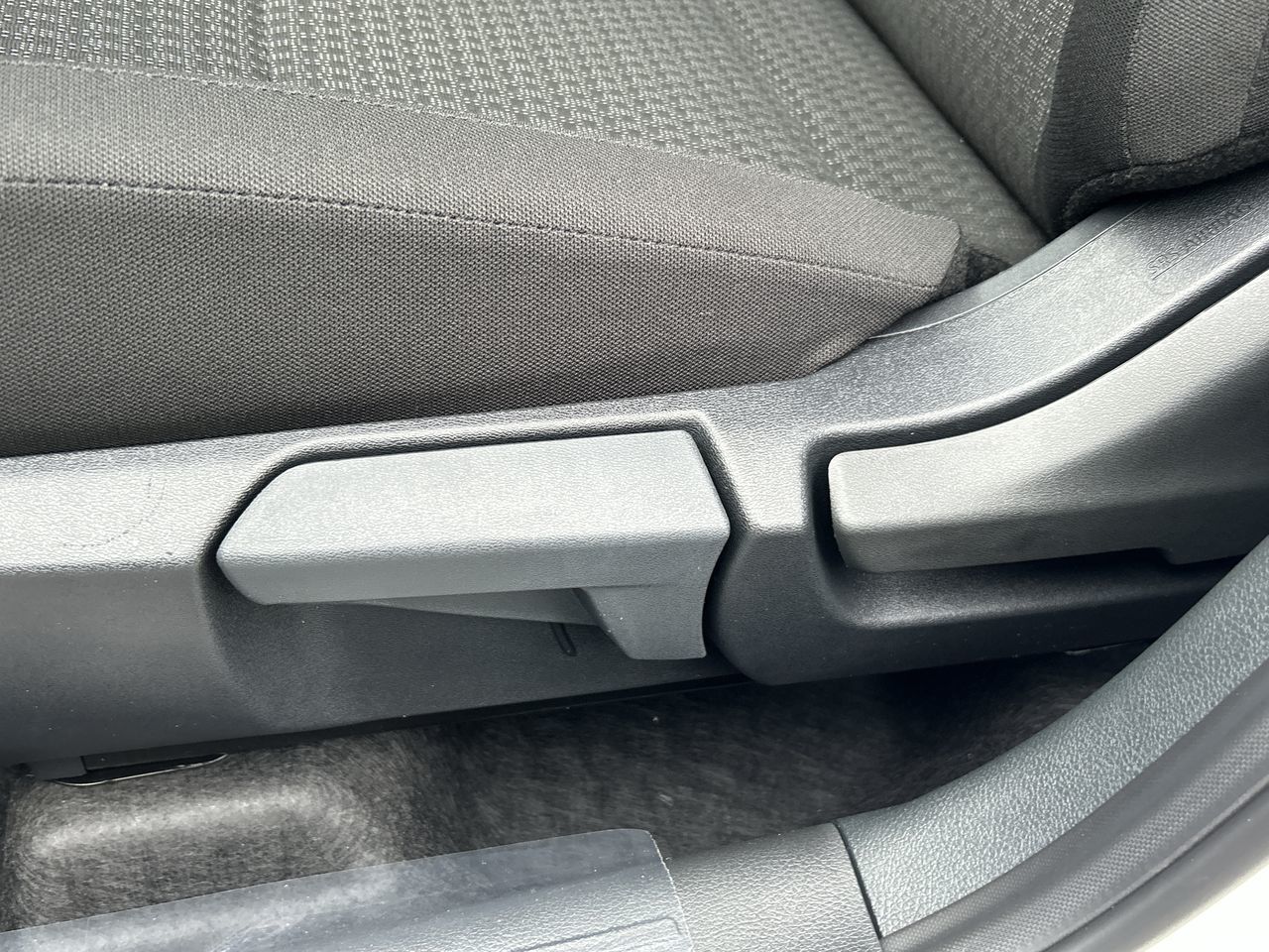 2025 Nissan Kicks in North Vancouver, British Columbia