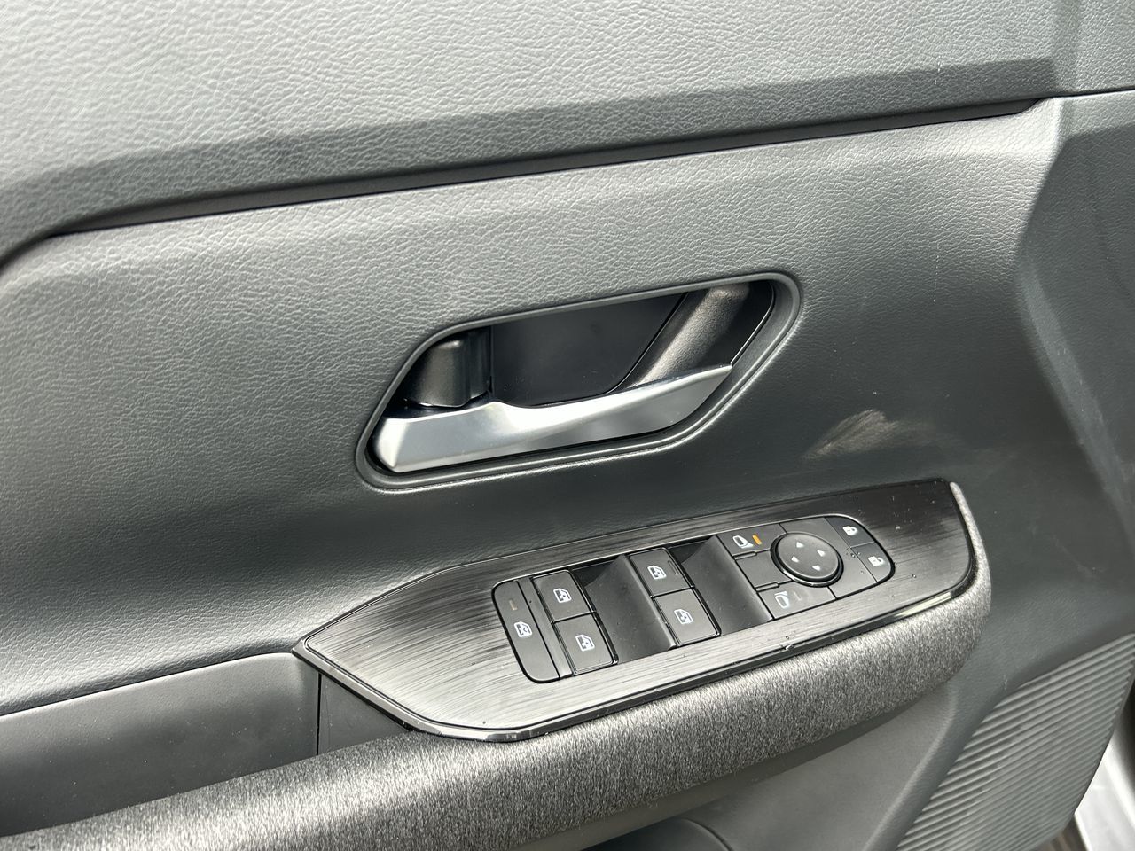 2025 Nissan Kicks in North Vancouver, British Columbia