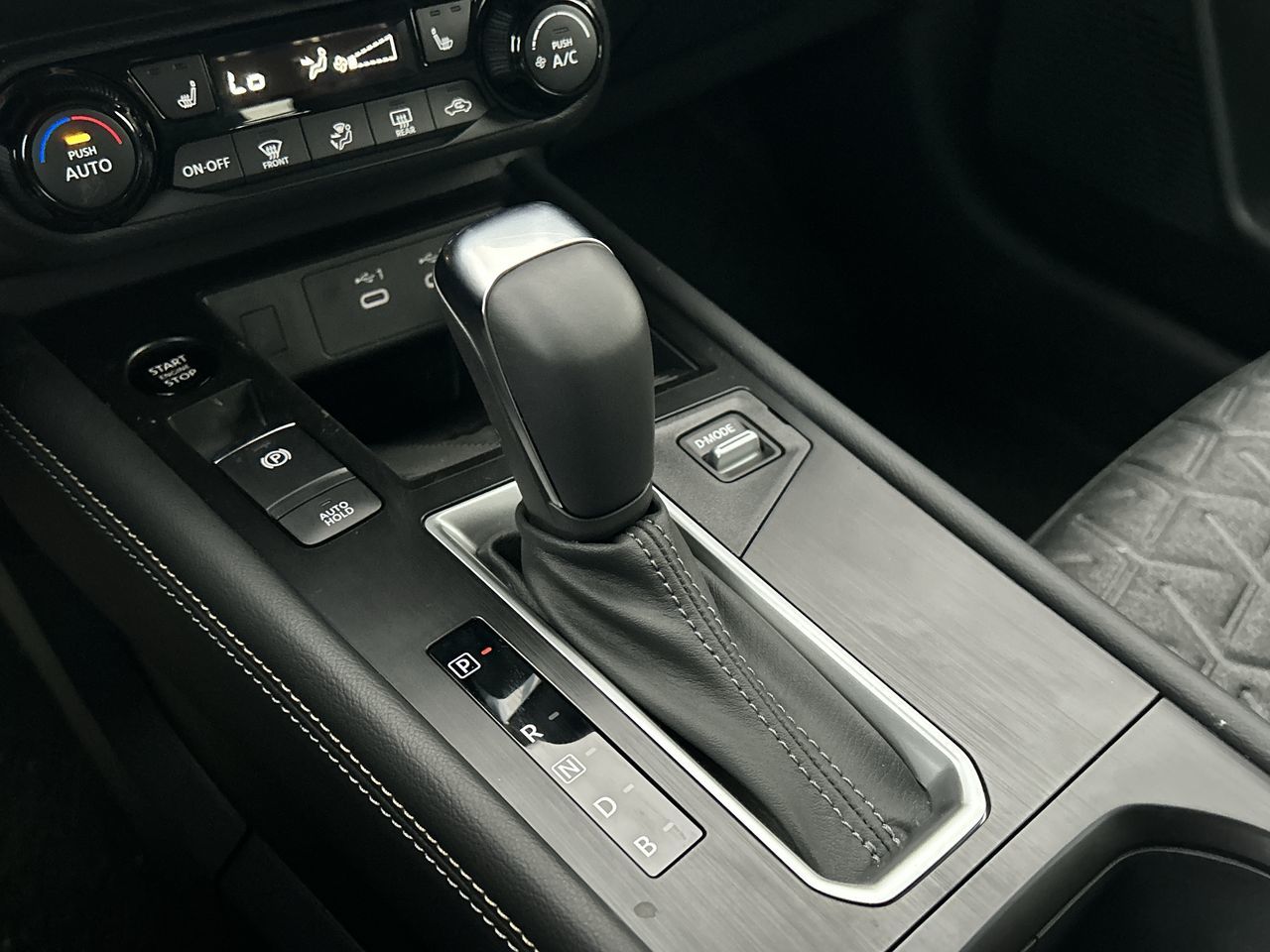 Nissan Kicks  2025 à Vancouver nord, Colombie-Britannique