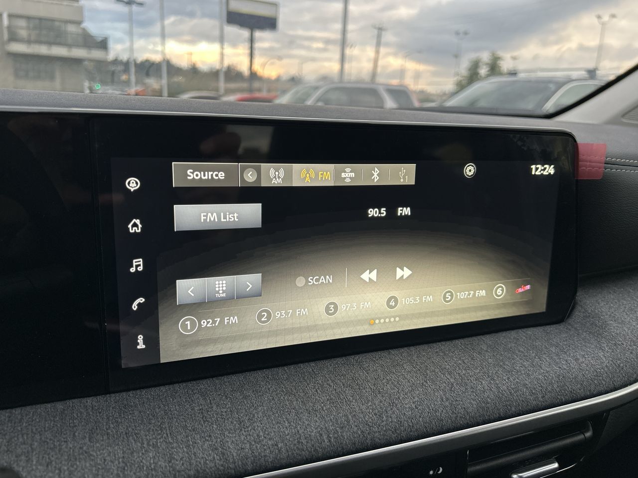 2025 Nissan Kicks in North Vancouver, British Columbia