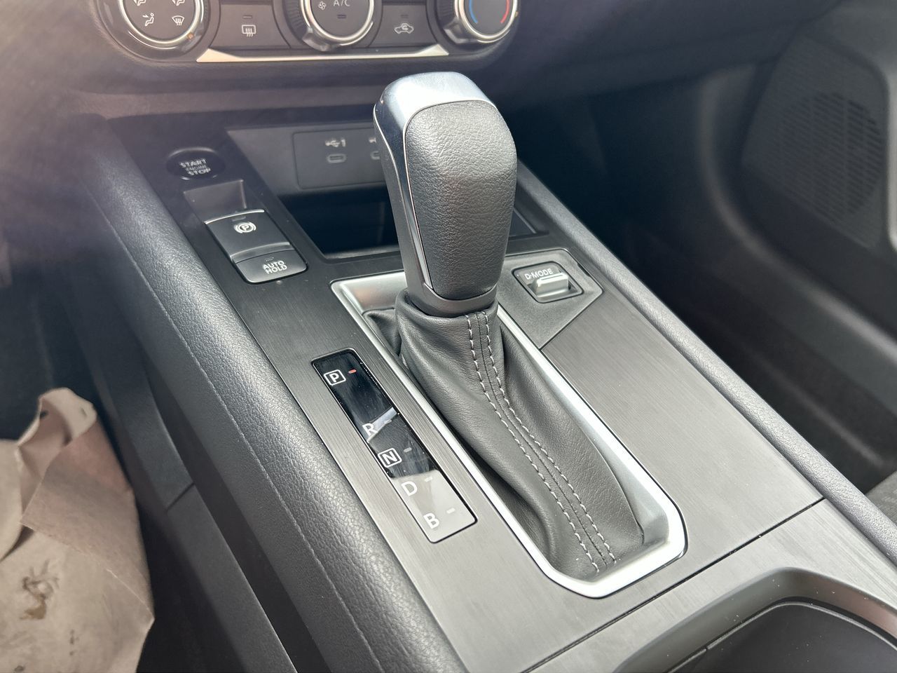 2025 Nissan Kicks in North Vancouver, British Columbia