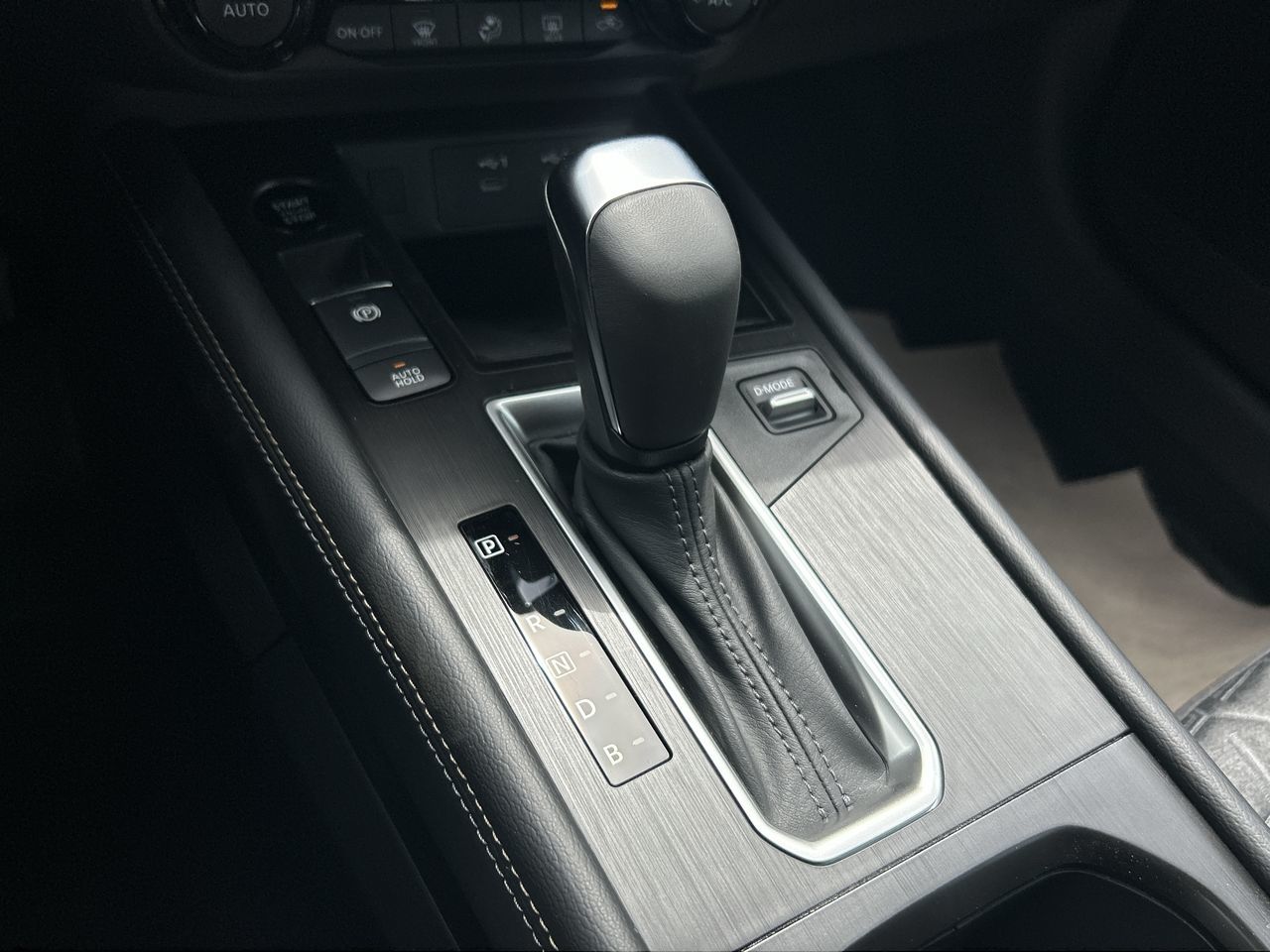 2025 Nissan Kicks in North Vancouver, British Columbia