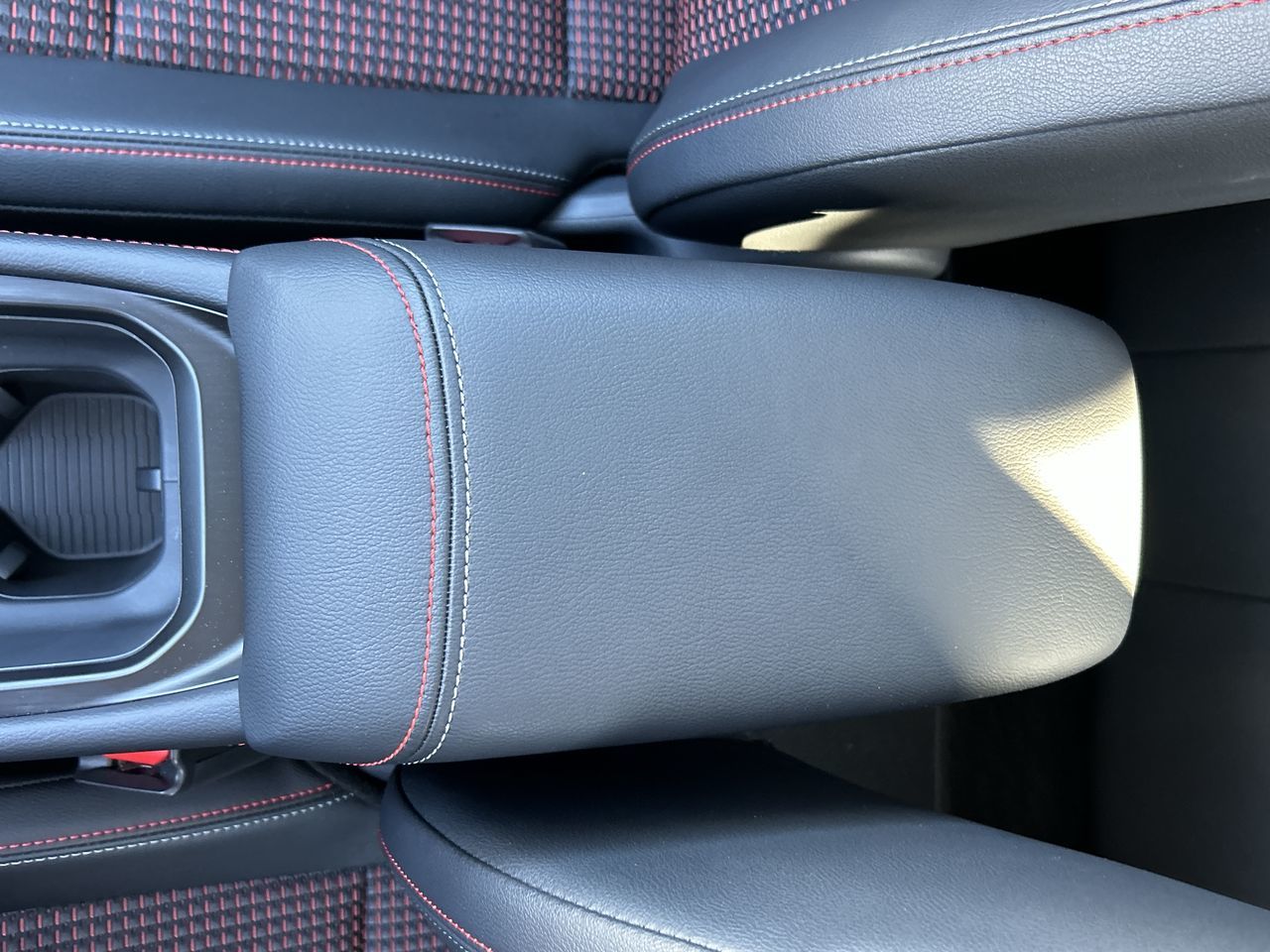 2025 Nissan Kicks in North Vancouver, British Columbia