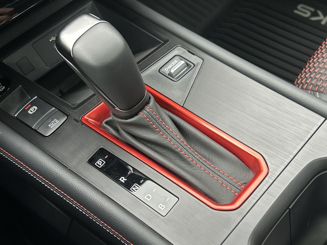 2025 Nissan Kicks in North Vancouver, British Columbia