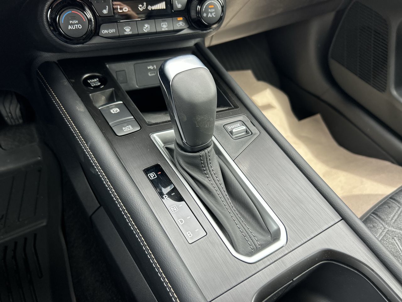 2025 Nissan Kicks in North Vancouver, British Columbia