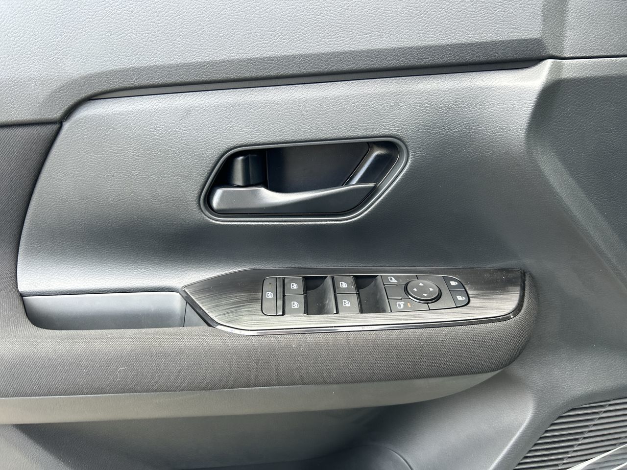 2025 Nissan Kicks in North Vancouver, British Columbia