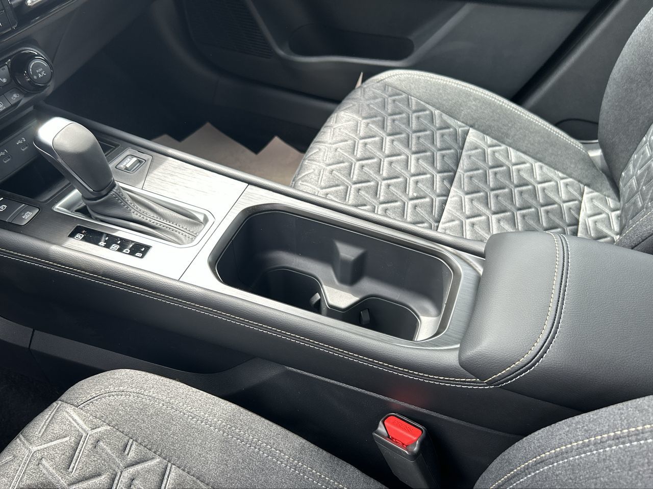 2025 Nissan Kicks in North Vancouver, British Columbia