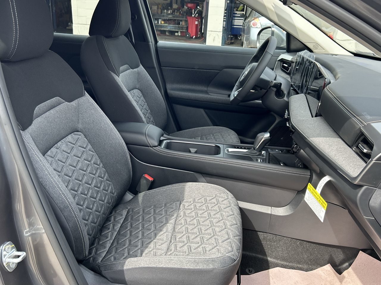 2025 Nissan Kicks in North Vancouver, British Columbia