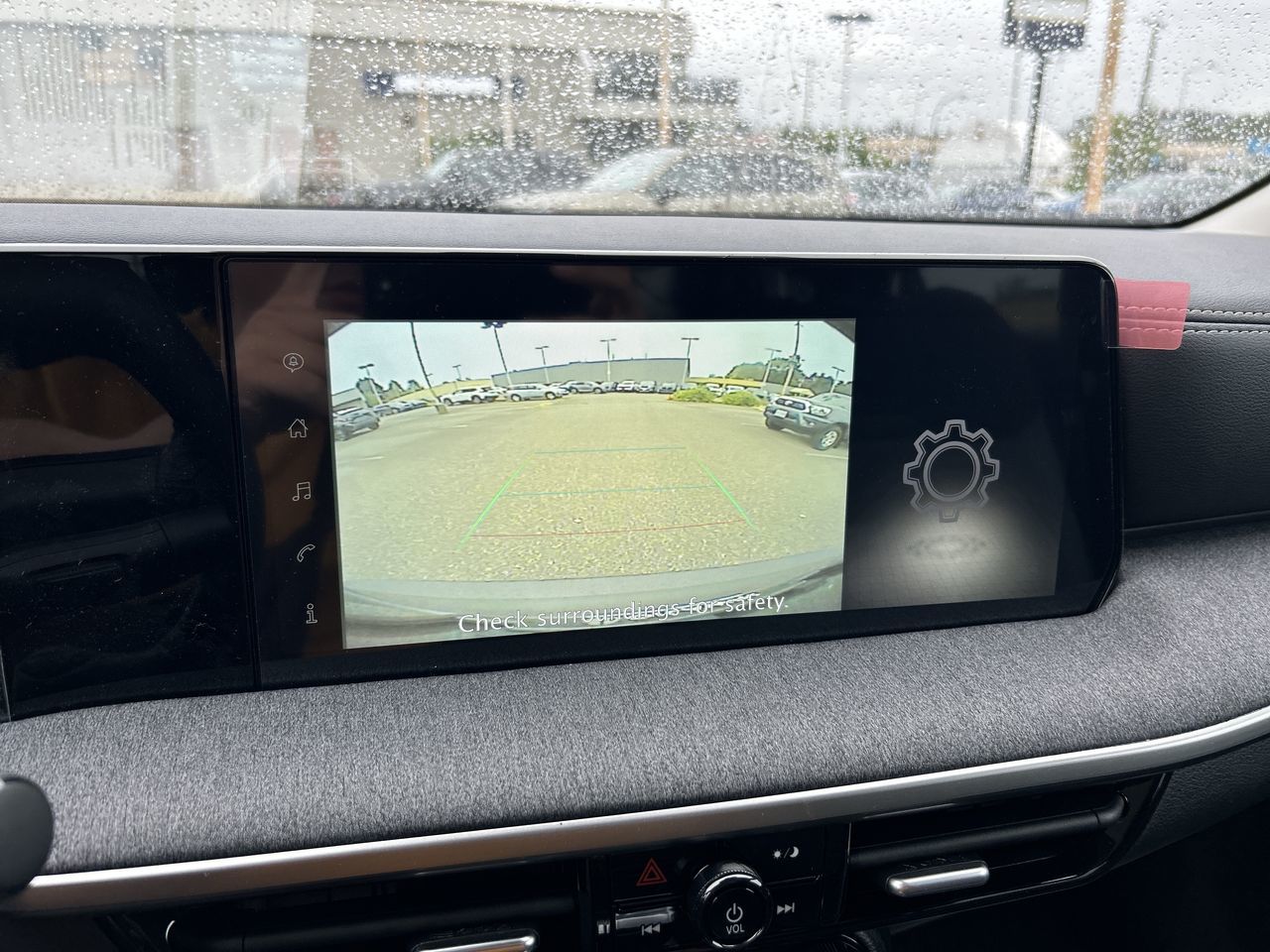2025 Nissan Kicks in North Vancouver, British Columbia