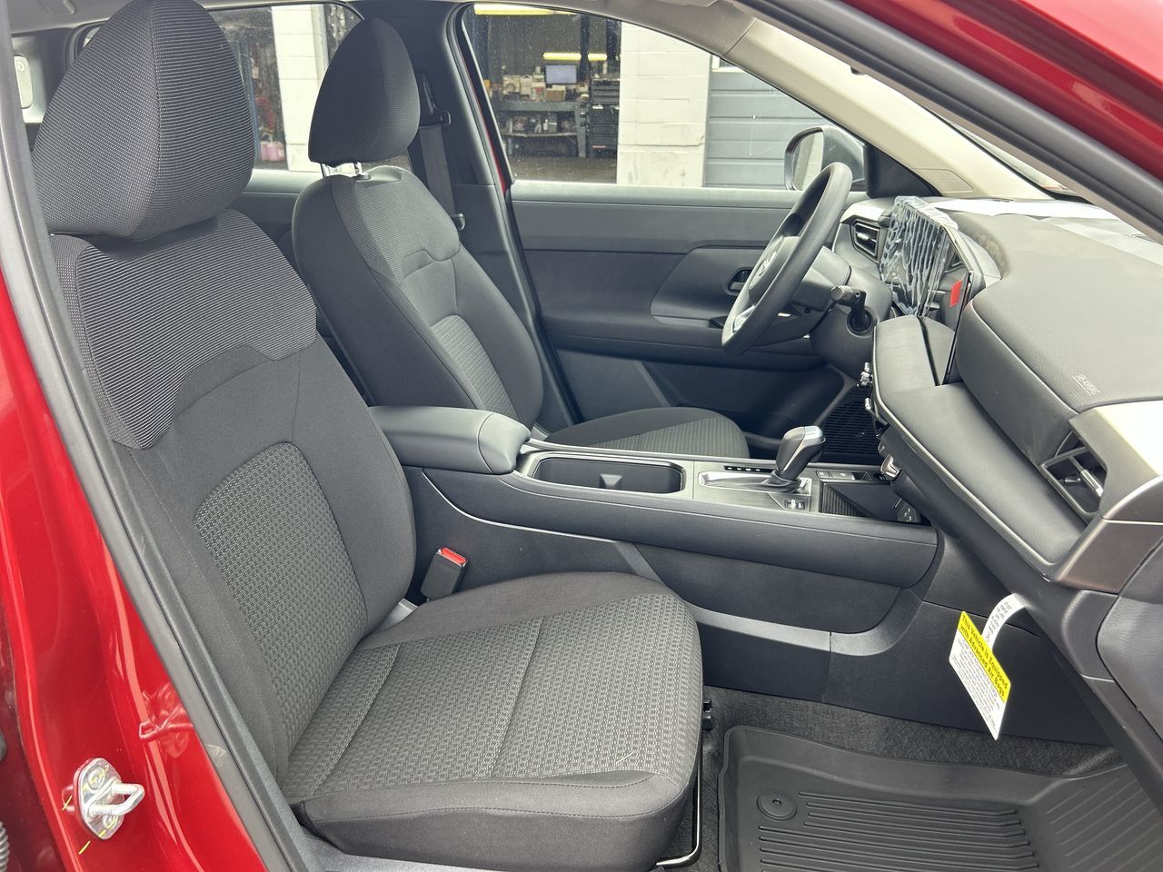 2025 Nissan Kicks in North Vancouver, British Columbia