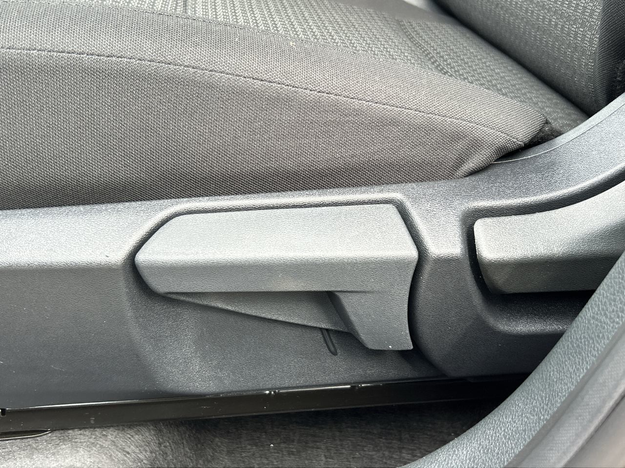 2025 Nissan Kicks in North Vancouver, British Columbia