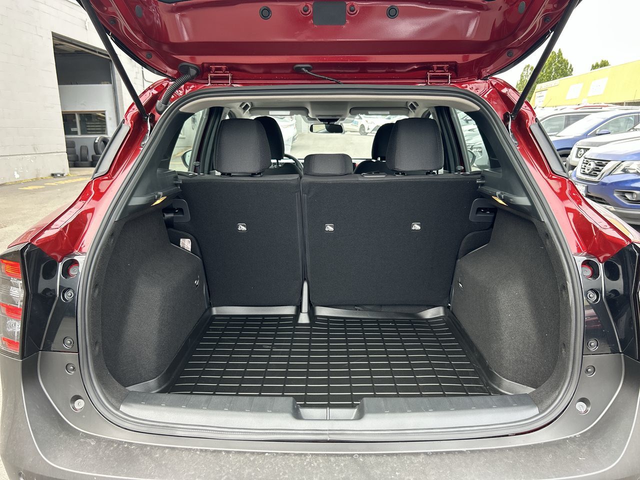 2025 Nissan Kicks in North Vancouver, British Columbia