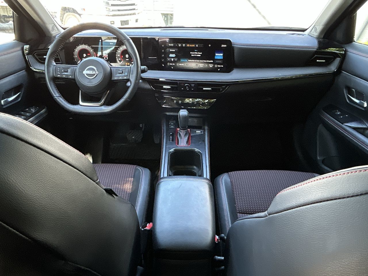 2025 Nissan Kicks
