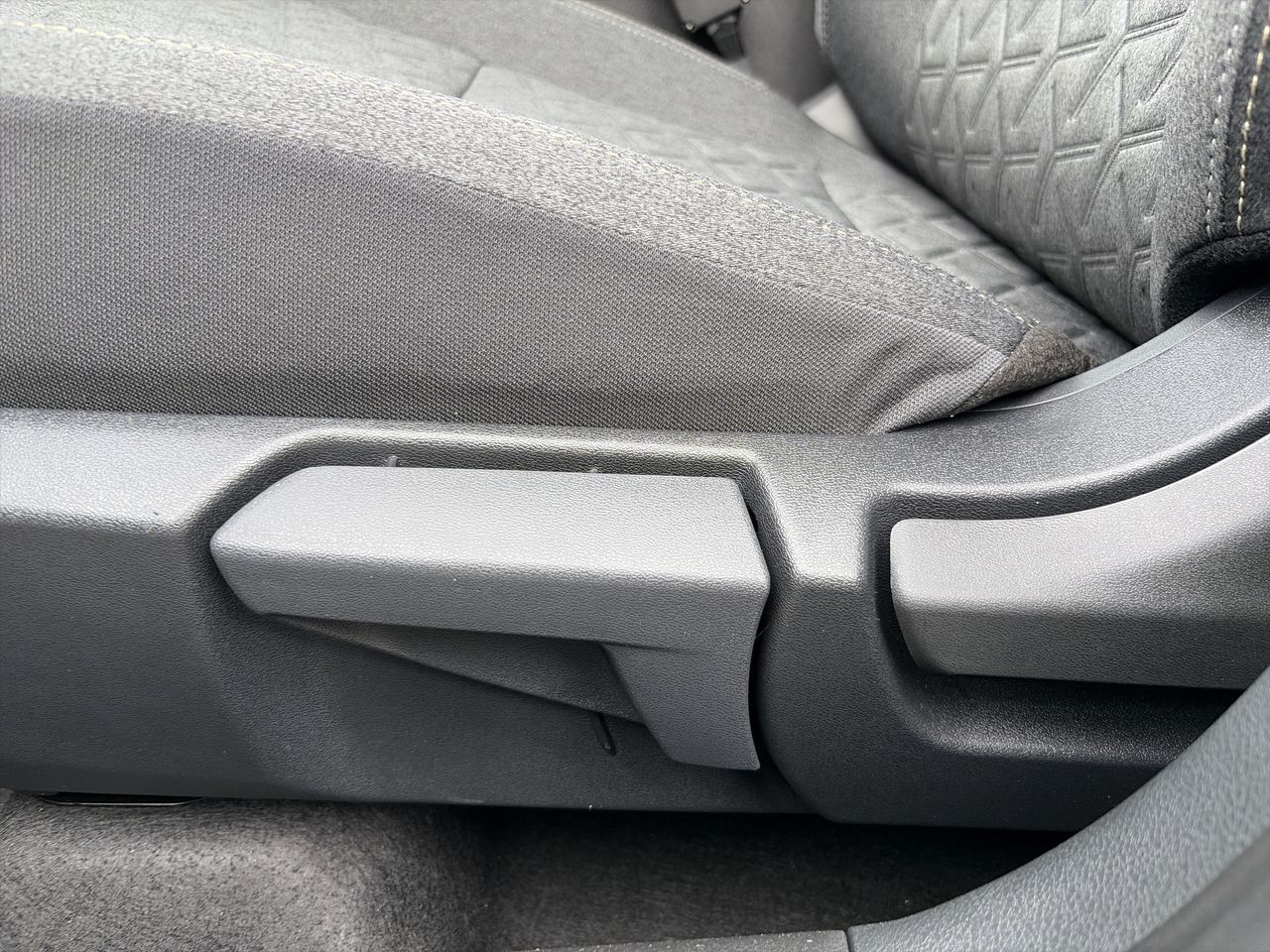 2026 Nissan Kicks in North Vancouver, British Columbia