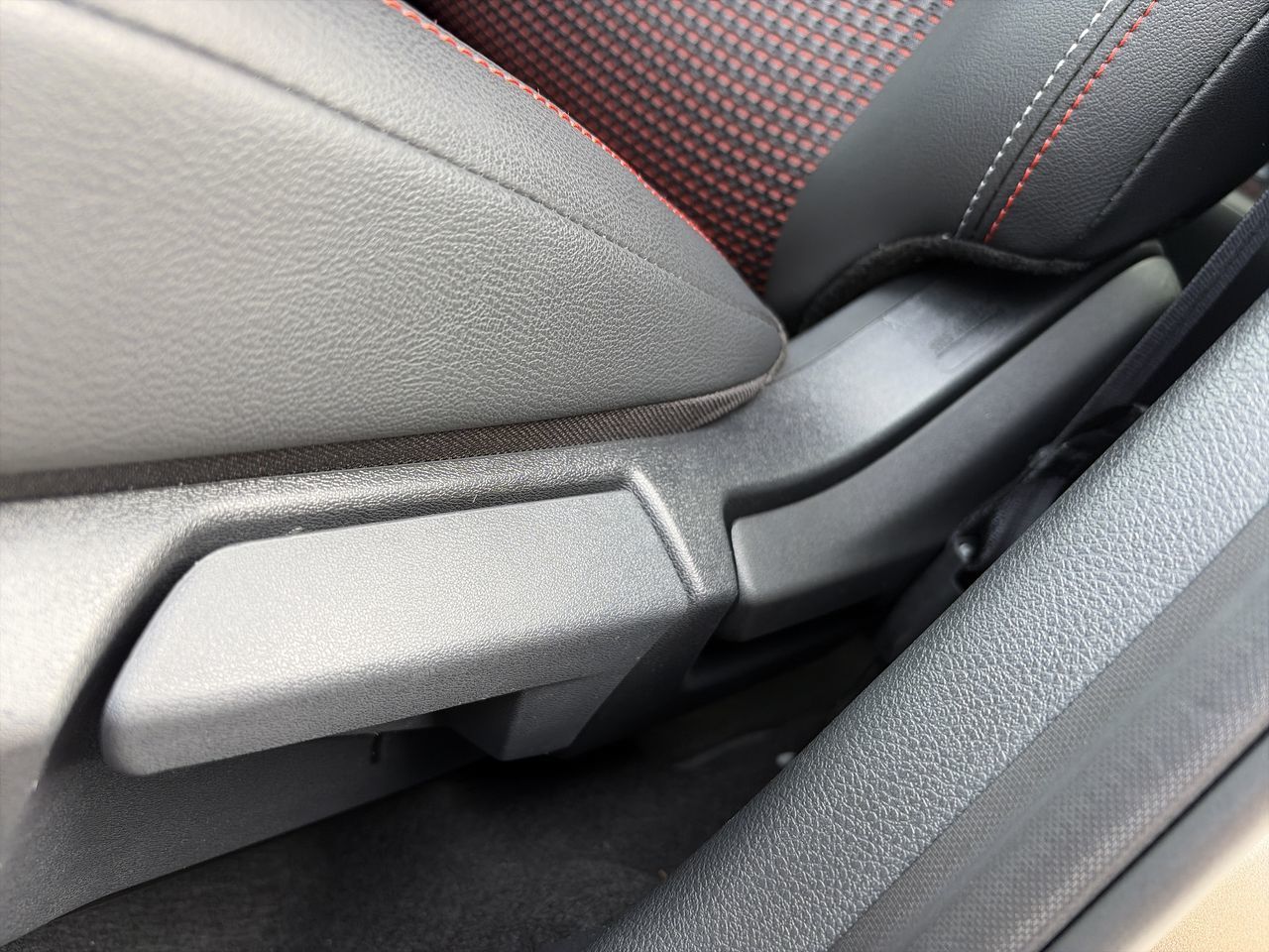 2026 Nissan Kicks in North Vancouver, British Columbia