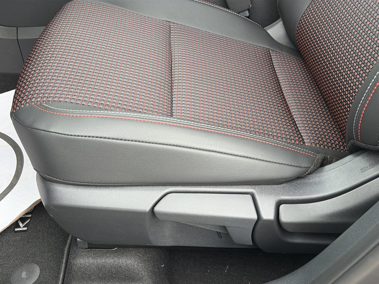 2026 Nissan Kicks in North Vancouver, British Columbia
