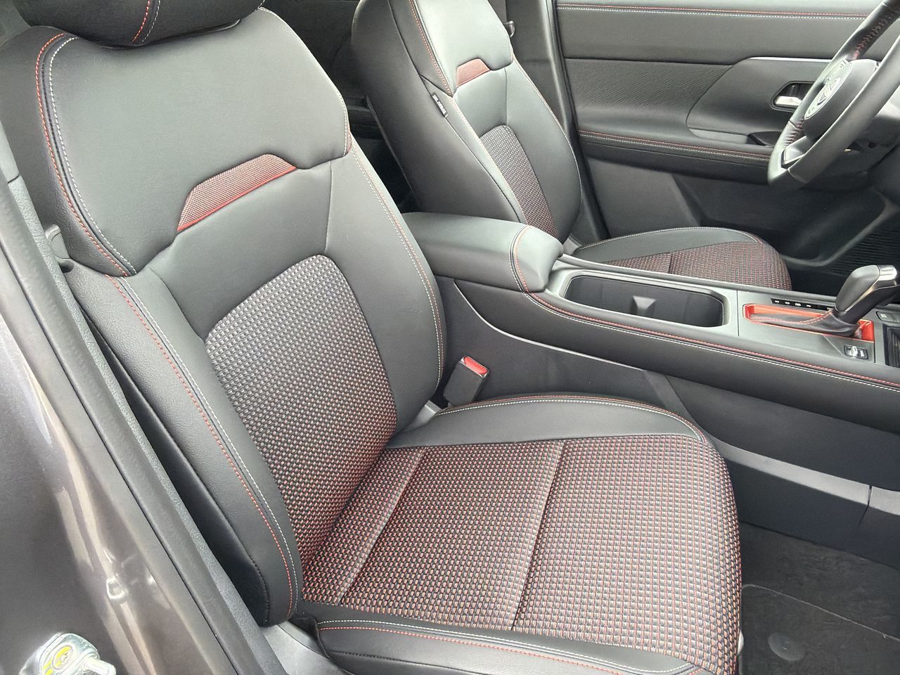 2026 Nissan Kicks in North Vancouver, British Columbia