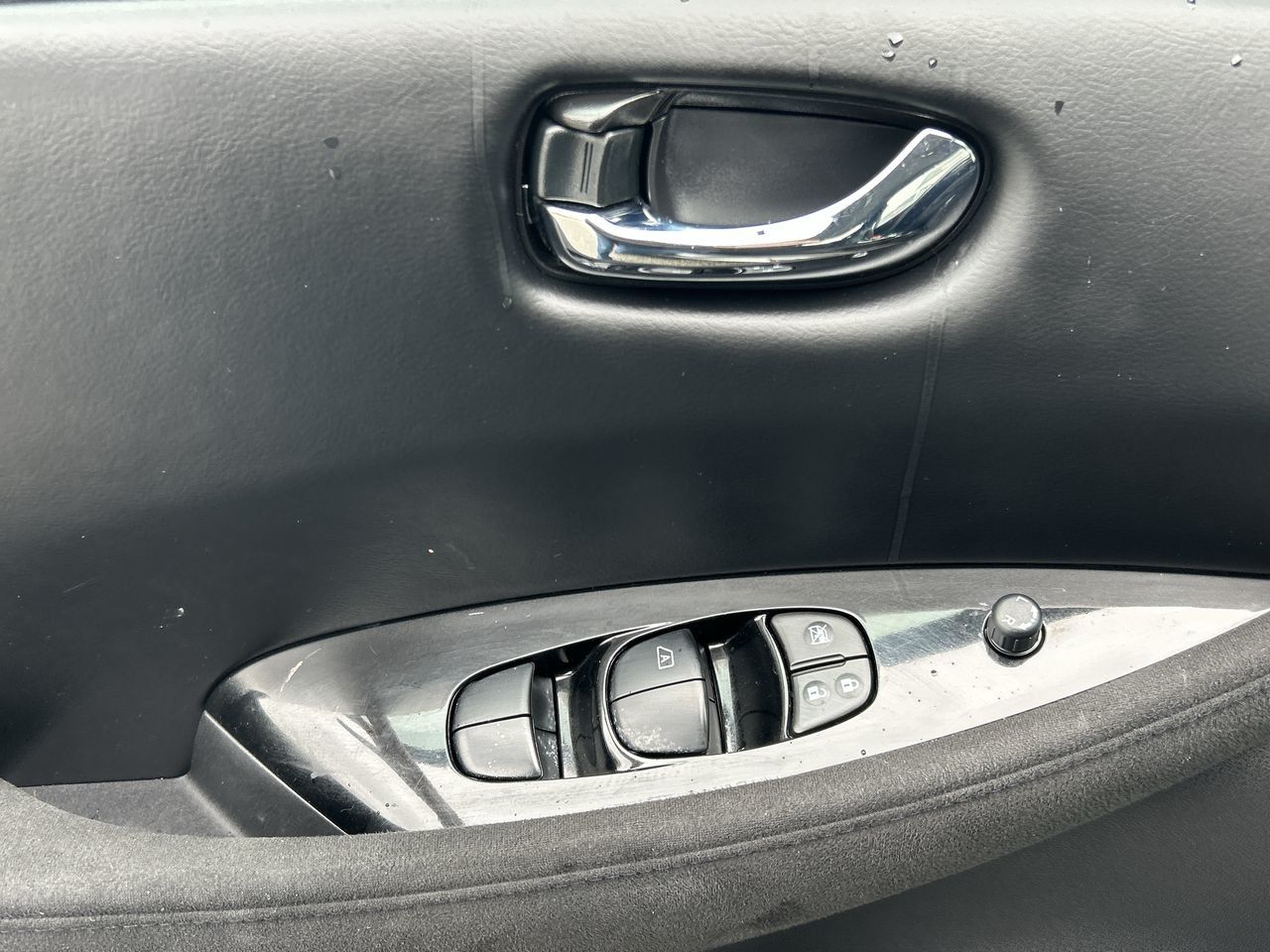 2016 Nissan Leaf in North Vancouver, British Columbia