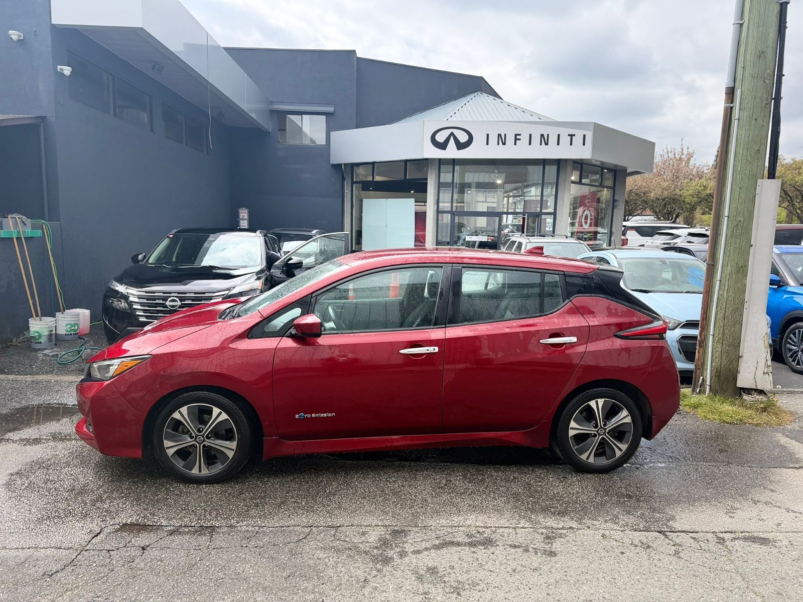 2018  LEAF