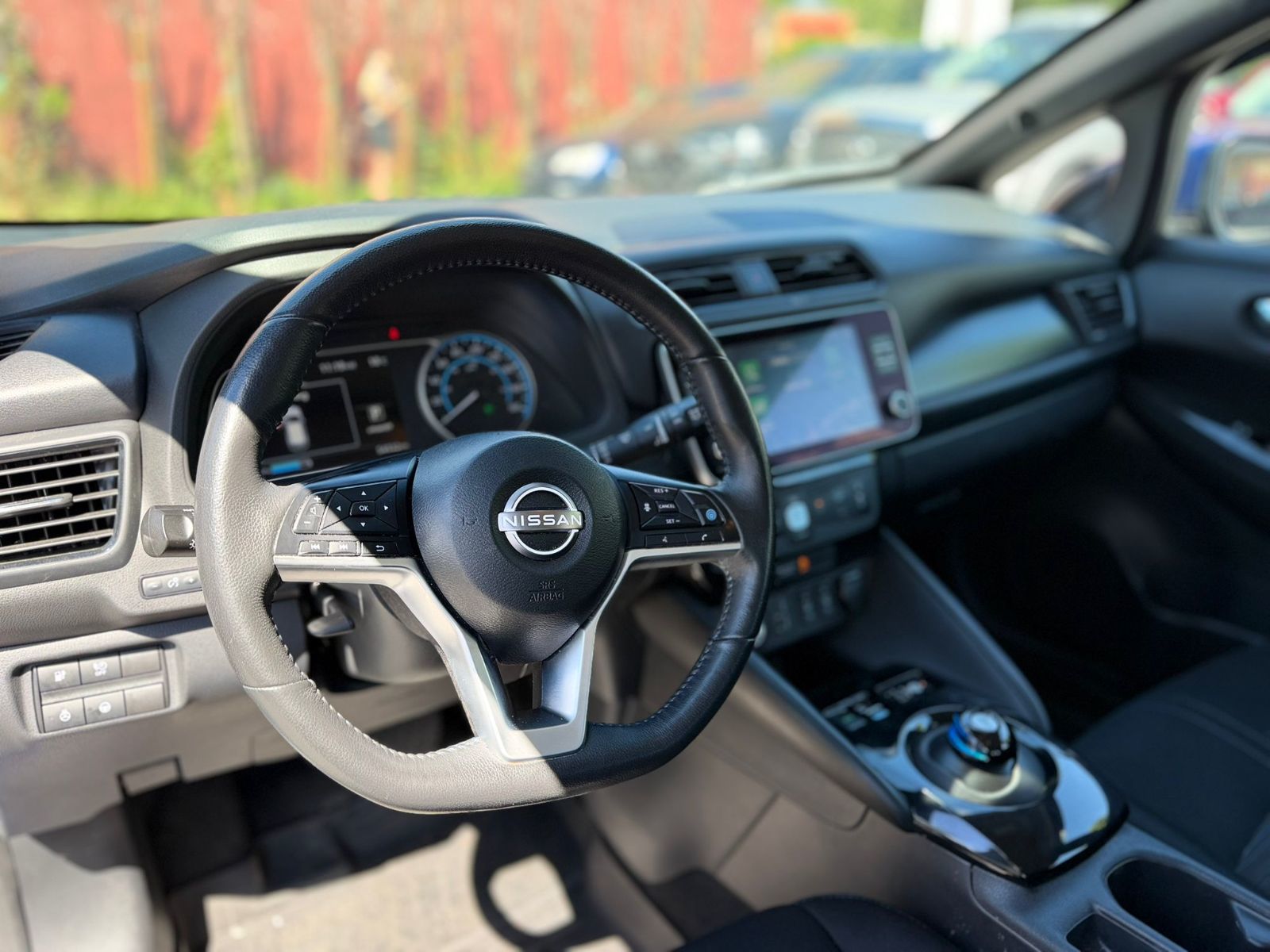 2023 Nissan LEAF