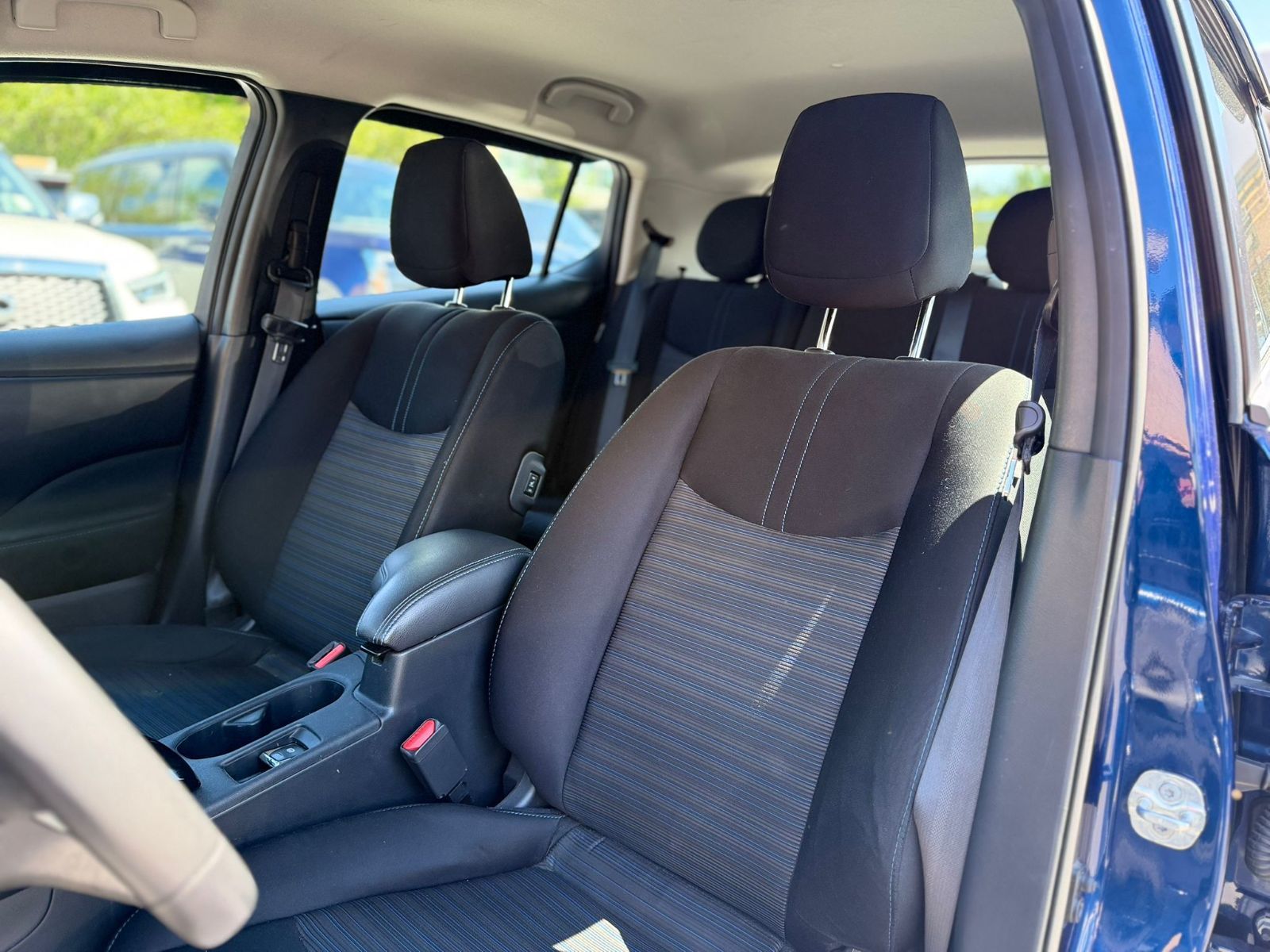 2023 Nissan LEAF